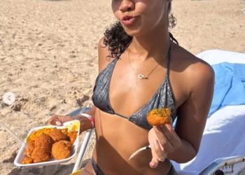 Leigh-Anne Pinnock pokazuje svoju dojmljivu figuru u bikiniju dok odlazi na plažu prije početka svoje solo turneje