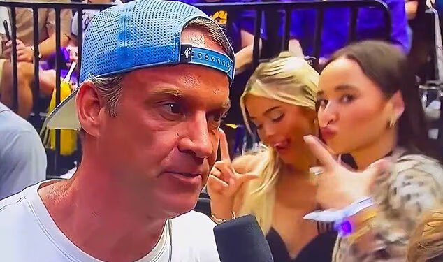 Livvy Dunne fotobombom baca intervju s novim trenerom LSU-a Laneom Kiffinom… prije nego što on odgovori s dvije riječi.