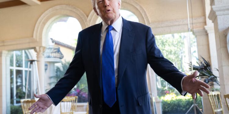 MAGA-svijet dolazi u Mar-a-Lago na vjenčanje jednog od Trumpovih glavnih suradnika