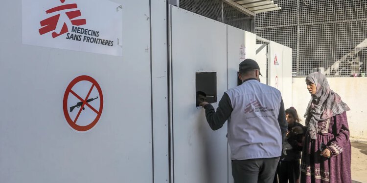 MSF obustavlja nekritičnu njegu u bolnici Nasser u Gazi