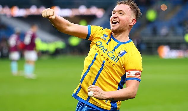 Mansfield POBIJEDIO Burnley u FA kupu: Minnows lige jedan zapanjili su suparnike Premier lige i poslužili još jedan poraz nakon trijumfa Macclesfielda nad Crystal Palaceom