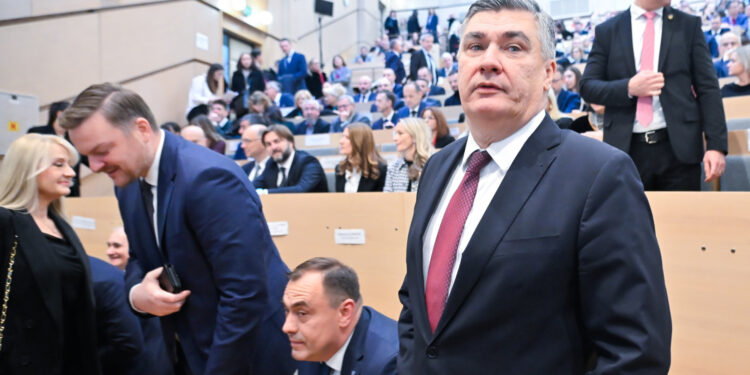 Milanović o dočeku rukometaša: ‘Piratski akt i nezakonita primjena policijske sile’