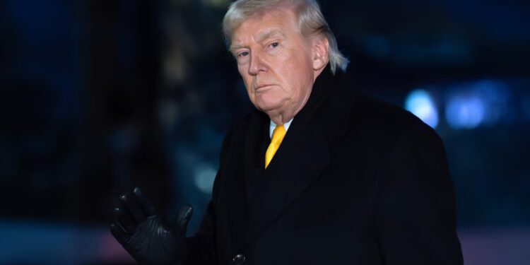 Najnovije: Ministarstvo pravosuđa omogućit će zakonodavcima da vide neredigirane Epsteinove dosjee