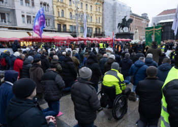 Nova prva subota u mjesecu: Molitelji stigli na trg
