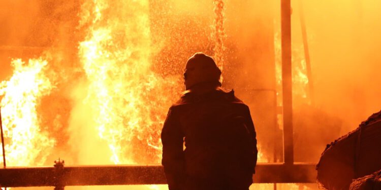 O najnovijim napadima na Ukrajinu i mirovnim pregovorima u Ženevi: Odesa gori