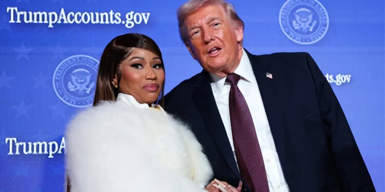 Obožavatelji mijenjaju političke stranke nakon što je Nicki Minaj javno zagrlila Trumpa