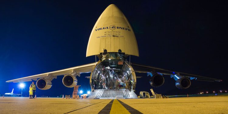 Od Greyhounda do Mriye: Kompilacija vojnih transportnih zrakoplova snimanih u Hrvatskoj