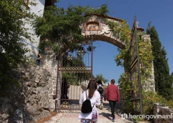 Općina Ravno demantira navode o uzurpaciji imovine Manastira Zavala