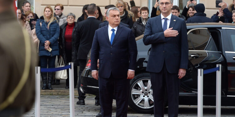 Orban: ‘Odlučeno je, ovo je godina do koje Europa kreće u rat’