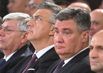 Plenković i Milanović u problemima: Rejtinzi se tope, a Hrvatima je dosta praznih priča