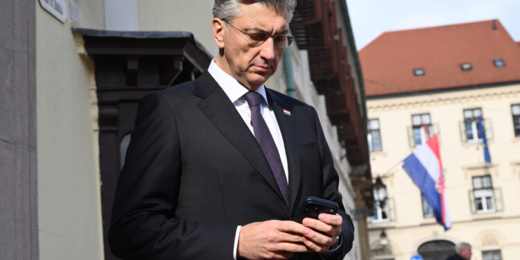 Plenković otvorio dušu: ‘Moja djeca me smatraju najvećim neprijateljem’