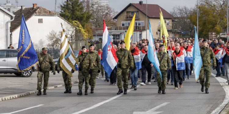 Politički manevar Možemo: Lažna briga za branitelje kao paravan za popravljanje narušenog imidža