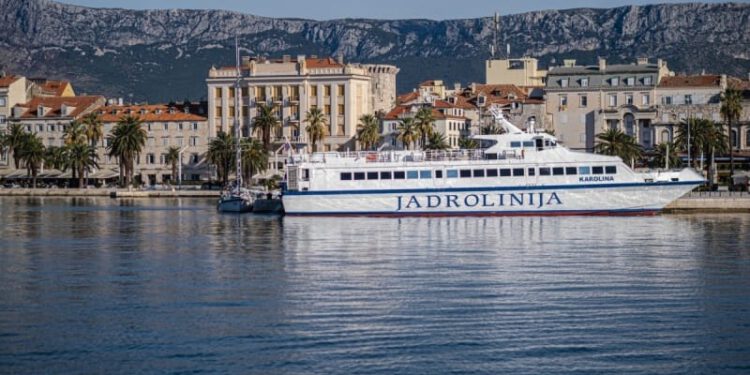 Promet putnika i vozila tijekom 2025. godine zabilježio je rast, a ovo su najprometnije linije