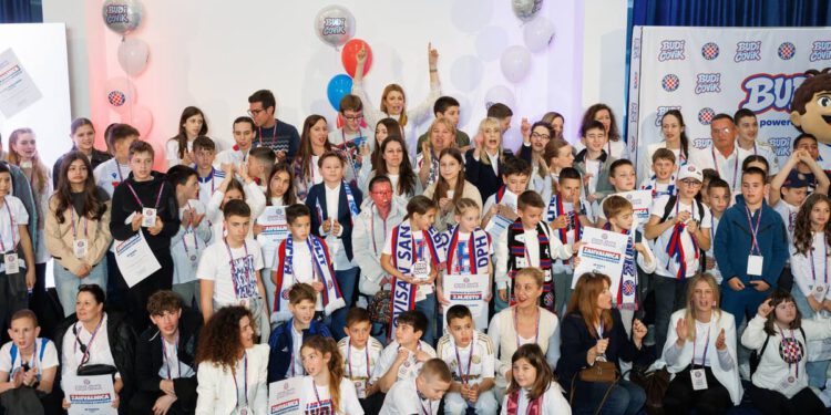 Prva nagrada u kampanji protiv nasilja “Budi čovik” otišla u Hvar