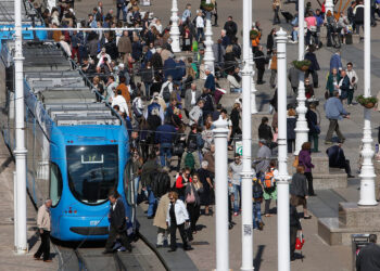 Radio na mobitelu ono što Hrvati rade svaki dan, kaznili ga s 200 eura