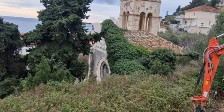 Radovi na sanaciji kompleksa crkve sv. Marka na Hvaru