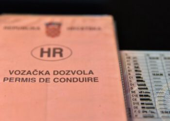 S krivotvorenom vozačkom pokušao prijeći granicu, metkovska policija mu ‘pokvarila’ plan