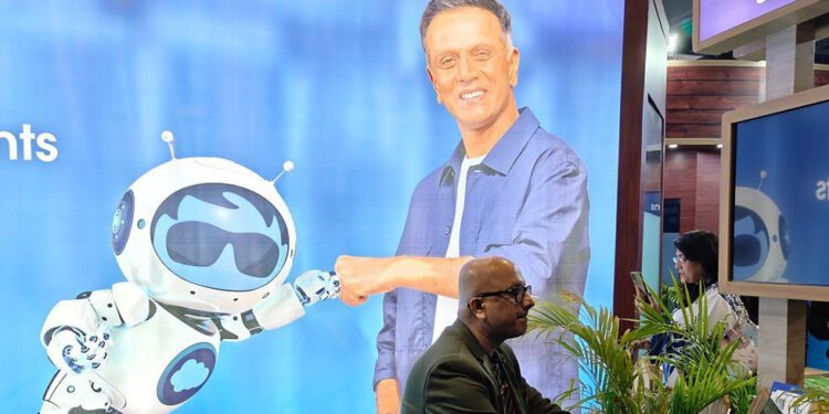 Samit o umjetnoj inteligenciji u Delhiju pokvaren tvrdnjom indijskog sveučilišta o kineskom robotu — RT India