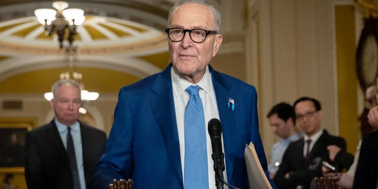 Schumer se bori protiv prijedloga zakona o zahtjevu za glasanje o državljanstvu GOP-a u dvorani Senata