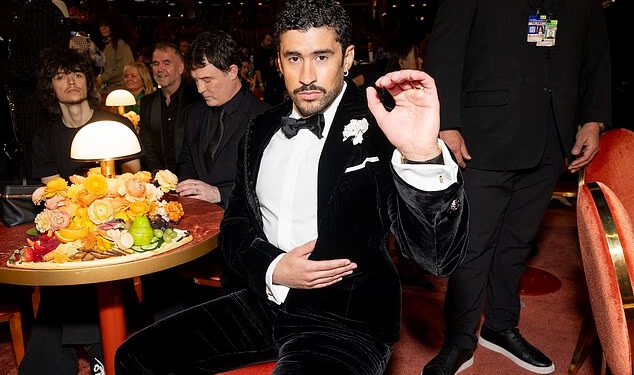 Šef NFL-a Roger Goodell obraća se oštroj kritici Bad Bunnyja na račun ICE-a na dodjeli Grammyja nekoliko dana prije svog nastupa na Super Bowlu