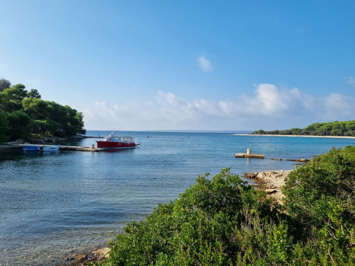Otkrijte otočni mozaik Zadarske županije: Od mostova do netaknutih pučinskih oaza