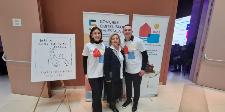 Splitski učenici oživjeli razglednice, a sada ‘ulaze’ u apartmane diljem grada