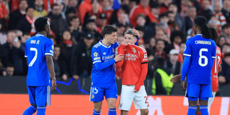 Sportske novosti – Brazilac napao optuženog rasista iz Benfice: ‘Sigurno ga je žena prevarila s crncem’