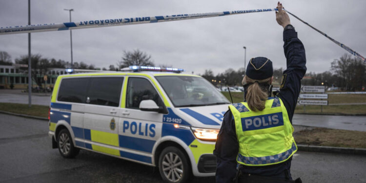 Sportske novosti – Detalji kaosa u Malmöu: ‘Važnu ulogu odigrala i hrvatska policija, sedam srpskih državljana deportirano’