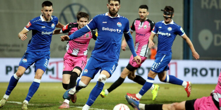 Sportske novosti – Gregurina prekinuo crni niz: Cilj opravdava sredstvo. Jelavić: Glupi penal, dobro smo i prošli