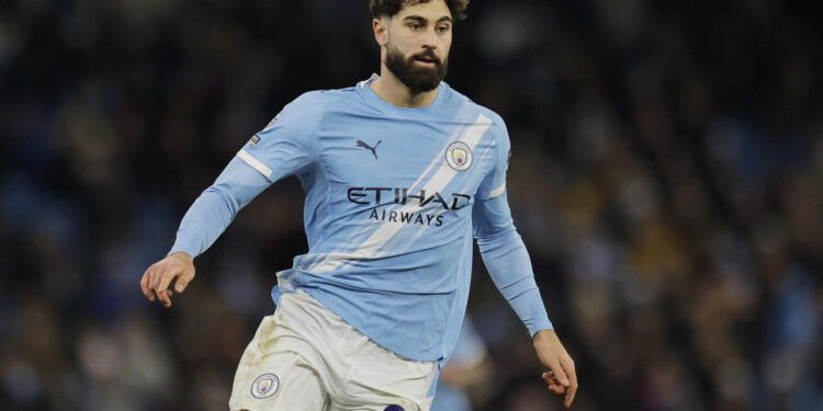 Sportske novosti – Gvardiol još na štakama, prava terapija počinje tek kada se osloni na desnu nogu