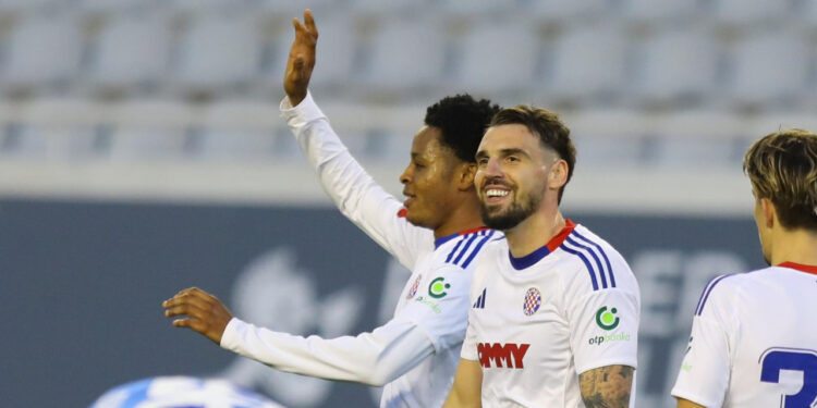 Sportske novosti – Hajdukov stup obrane u problemu, drugi hvata ritam, a najveći misterij je ‘nebrušeni dijamant’