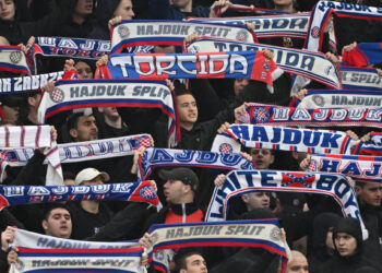 Sportske novosti – Kako se u jednom splitskom kafiću gledao Hajduk: Na kraju su krivci bili svi, od Garcije do