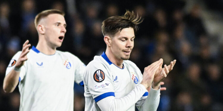 Sportske novosti – Livaković najbolji, Stojković je skoro bio igrač utakmice, jedna od lošijih partija Mihe Zajca