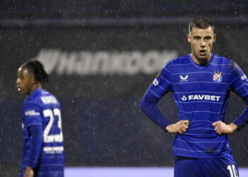 Sportske novosti – Ono što je vidljivo kod Rijeke, kod Dinama nije. Jasno je zašto Modri djeluju inferiorno