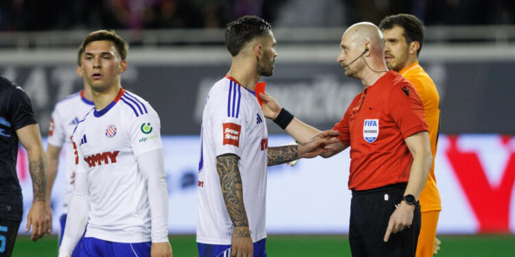 Sportske novosti – ‘Rat’ između Rijeke i Sigura dobio novi nastavak, pogledajte što je sad učinio igrač Hajduka
