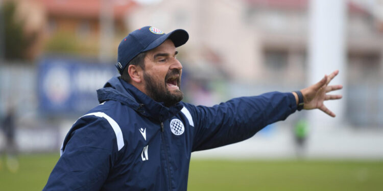 Sportske novosti – ‘Rijeci kapa dolje u Europi, ali Hajduk ima prednost. Marešić? Upario bih ga s Racijem’