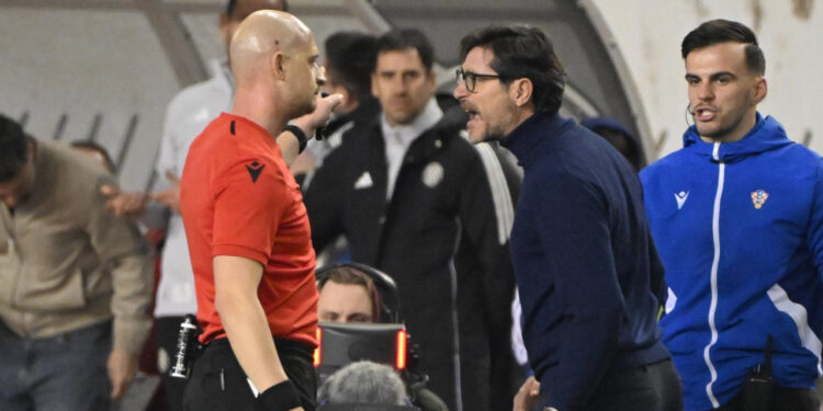 Sportske novosti – VIDEO Kaotične scene na Poljudu! Pogledajte Sánchezovo divljanje i trenutak totalnog ludila