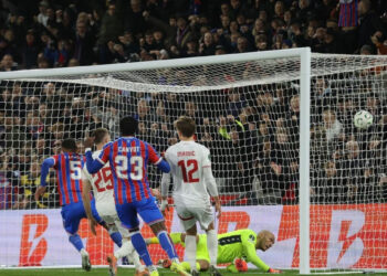 Sportske novosti – VIDEO Ništa od senzacije za Igora Štimca: Zrinjski pokleknuo u Londonu bez udarca u okvir