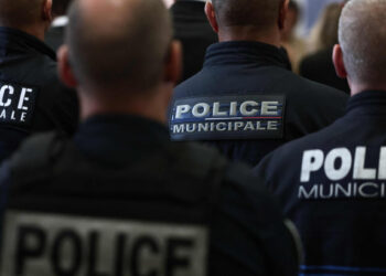 Sportske novosti – Vatrena uvertira u dvoboj Europske lige, više od 100 naoružanih huligana uhićeno u Nici