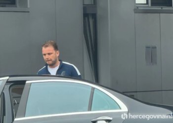 Stanivuković uputio prosvjed Hrvatskoj zbog zadržavanja na granici