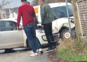 Sudar osobnog automobila i vozila brze pošte u Potpolju kod Čitluka, promet se odvija jednom trakom