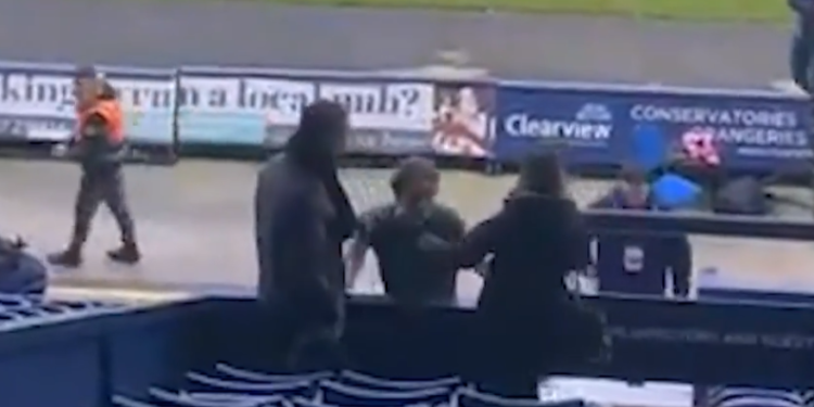 Sve emocije Bovea: vraća se na teren i trči u zagrljaj svoje djevojke na tribinama