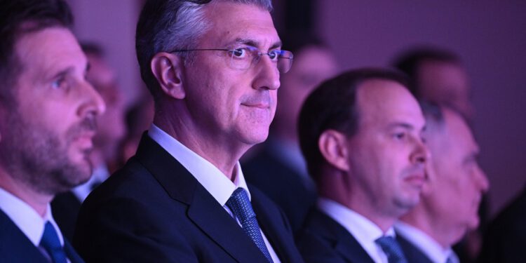 Sve je jasnije kako će Plenković odigrati ključan potez: Javio se još jedan koji bi na kavu