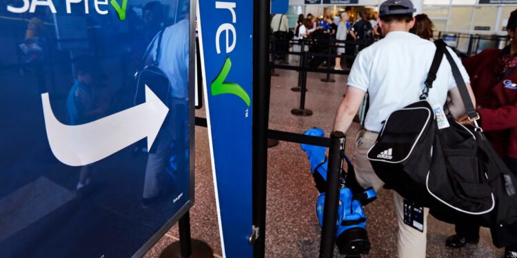 TSA kaže da PreCheck ‘ostaje operativan’ nakon što je DHS rekao da završava program tijekom gašenja