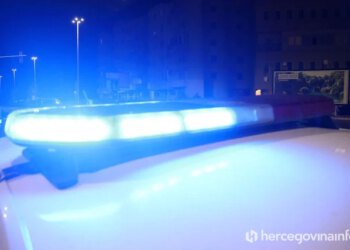 Teška prometna nesreća kod Gruda: Ozlijeđeni vozači i četvero maloljetne djece