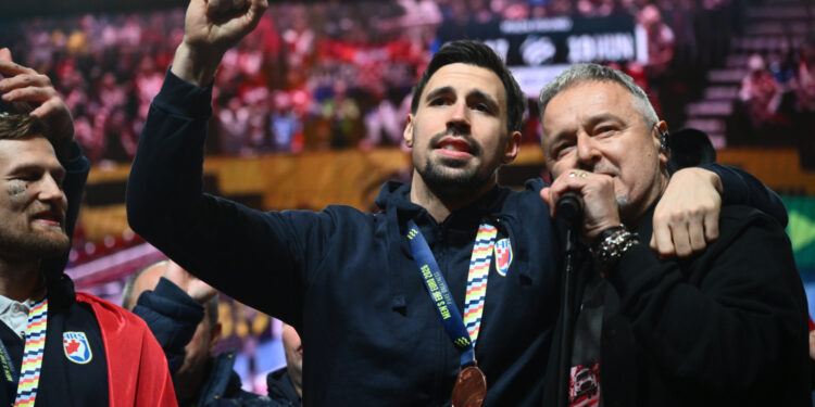 Tko je stvarni pobjednik drame na Trgu? ‘Thompson postaje glasnogovornik, a Tomašević lider ljevice’