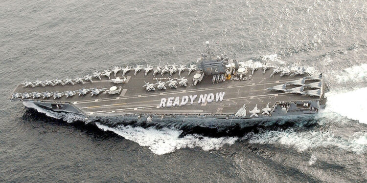 Trump bi mogao poslati još jednu ‘armadu’ prema Iranu — RT World News