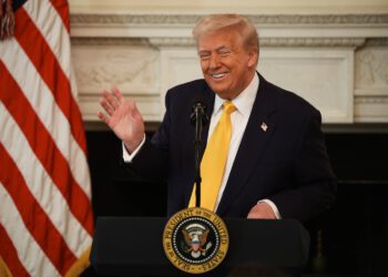 Trump nastavlja provocirati, objavom o Grenlandu šokirao Dance: ‘Na putu je’