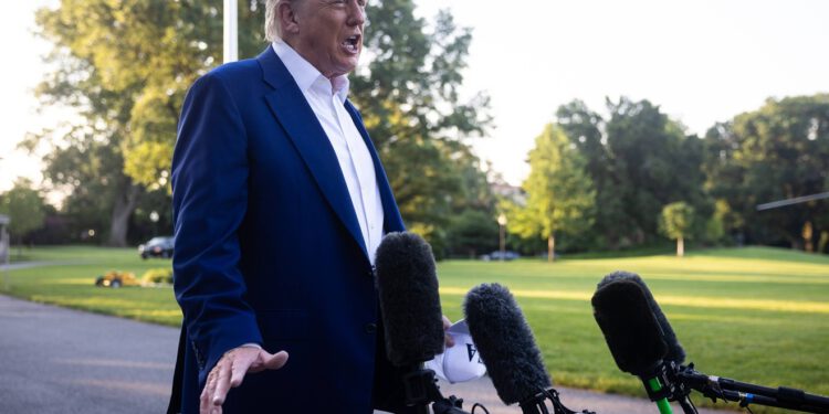 Trump se raživcirao nakon razgovora sa šeficom bogate države: ‘Nije željela slušati’