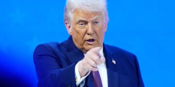 Trump tvrdi da će ‘odbor mira’ dati 5 milijardi dolara pomoći za obnovu Gaze